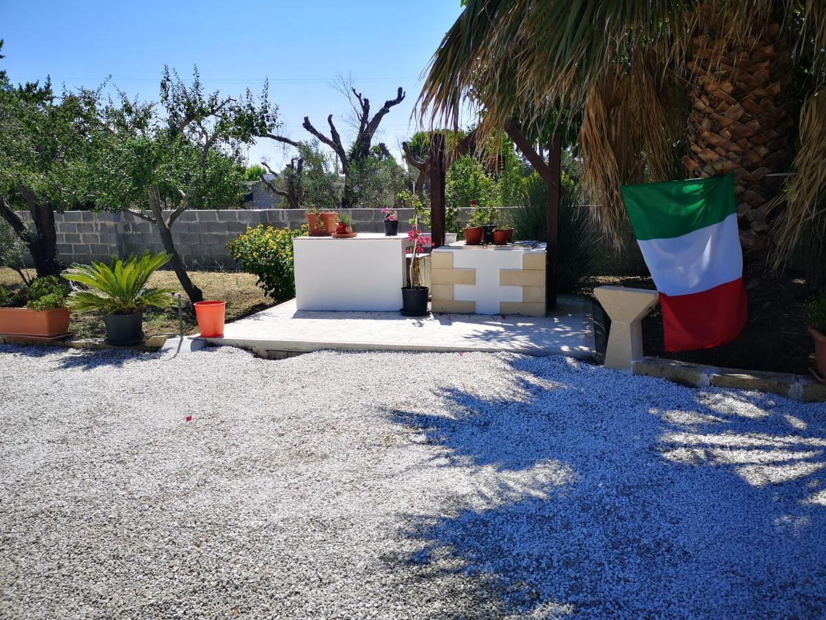 B&B Angolo Magico Parabita Dış mekan fotoğraf